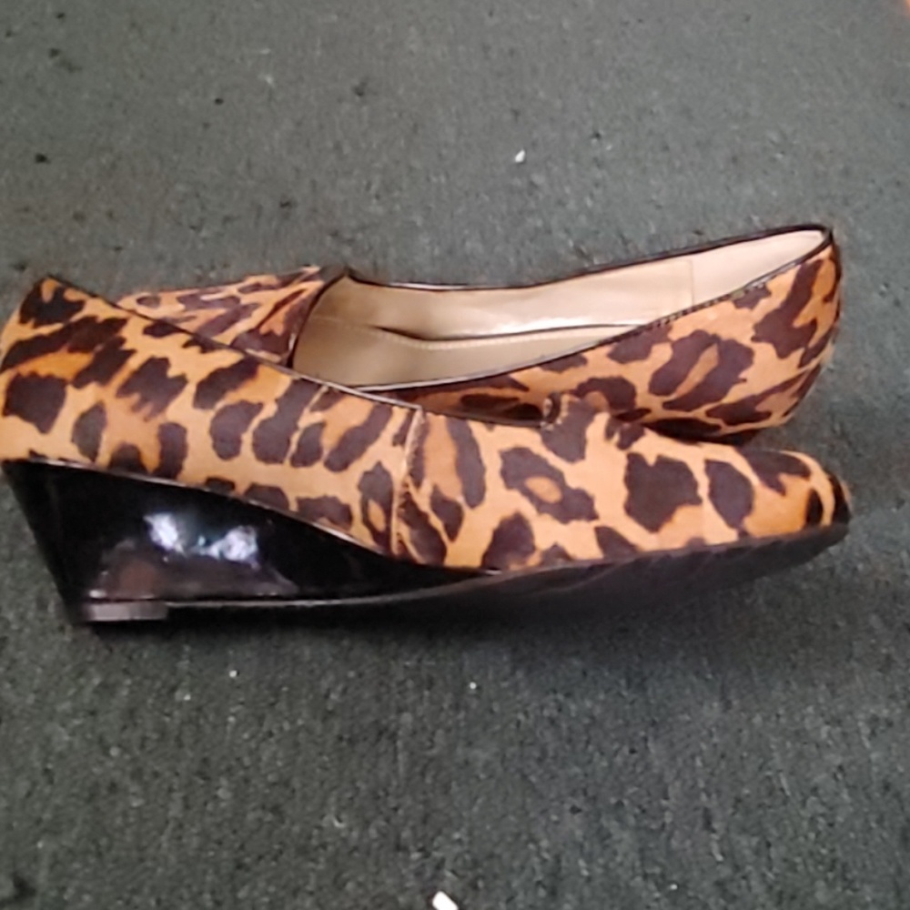 Shoes - Picture 2 of 2